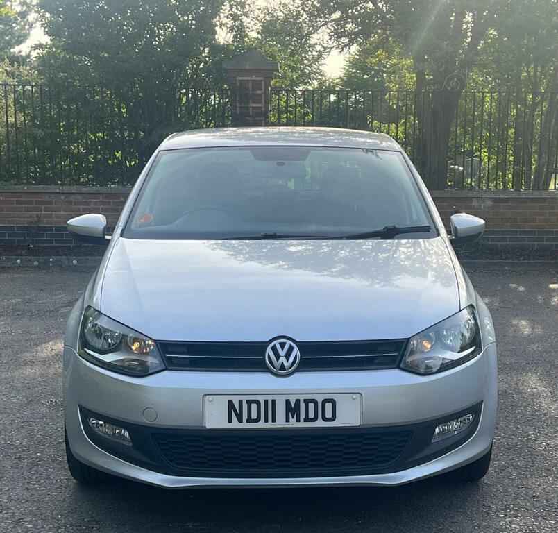 Volkswagen Polo Hatchback 1.2 Moda Euro 5 201111 ND11MDO Silver #2