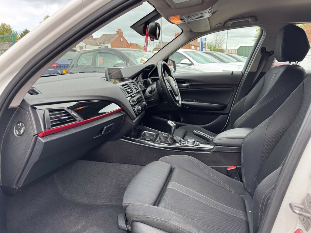 BMW 1 Series 1.5 116D Sport Euro 6 Ss J21HLC White #2