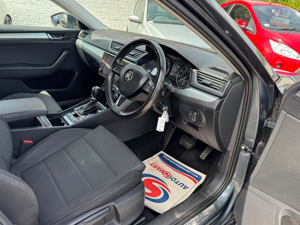 Skoda Superb 1.6 Tdi Se Dsg Euro 6 Ss Grey #2