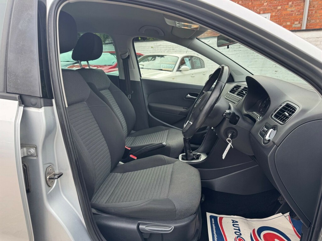 Volkswagen Polo 1.4 Match Euro 5 PX61SDV  #2