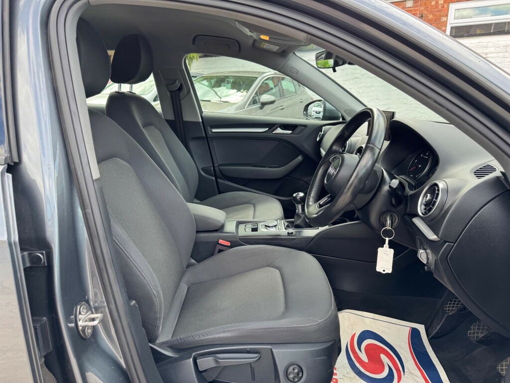 Audi A3 2.0 Tdi Se Technik Sportback Euro 6 Ss YJ66ZOK  #3