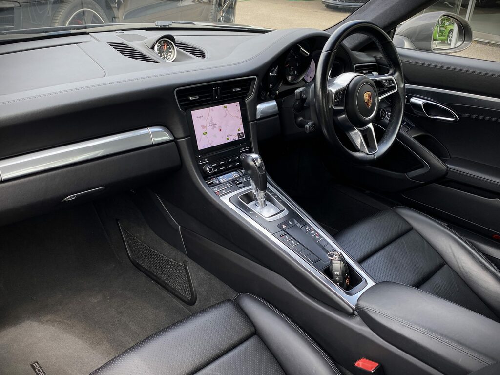 Porsche 911 3.0 Carrera 4  Grey #2