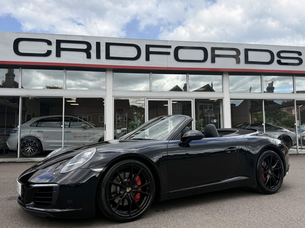 Porsche 911 S Black