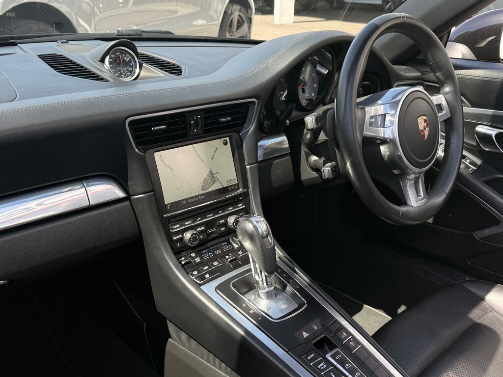 Porsche 911 S Black #2