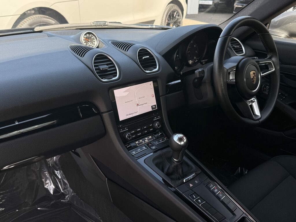 Porsche 718 Cayman T Black #2
