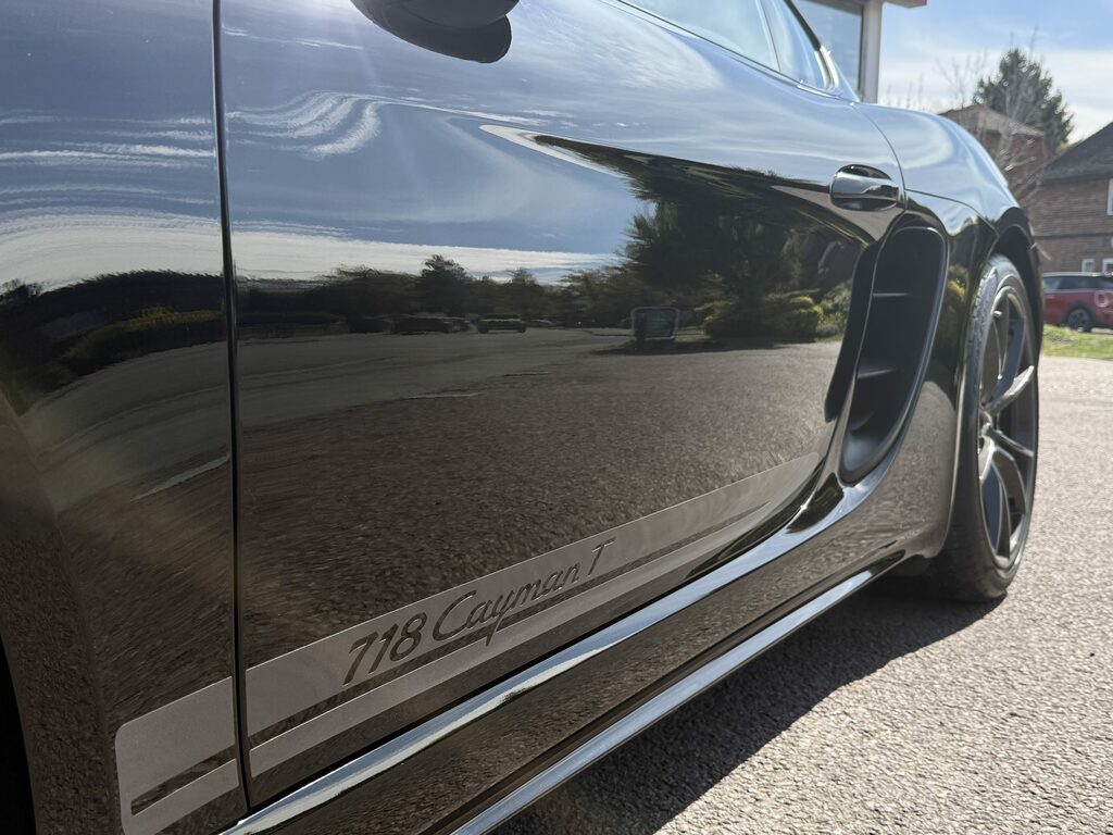 Porsche 718 Cayman T Black #6