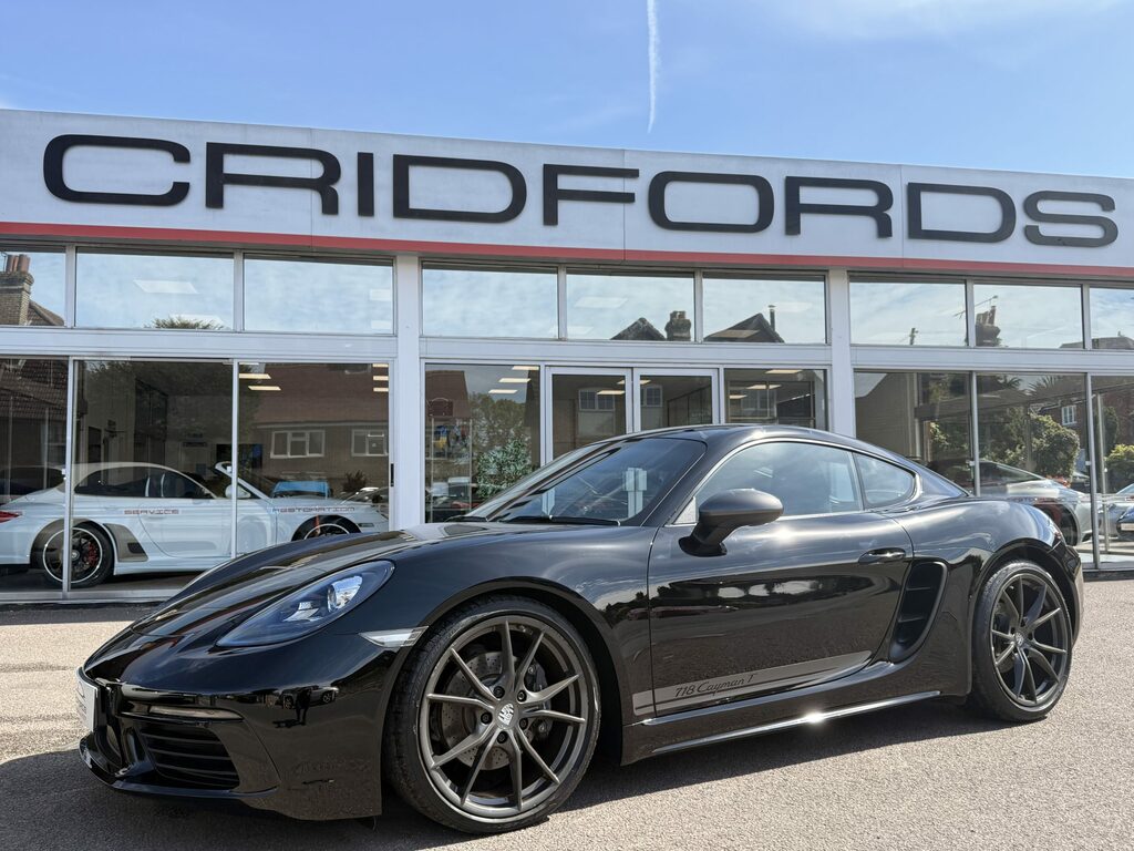 Porsche 718 Cayman T Black