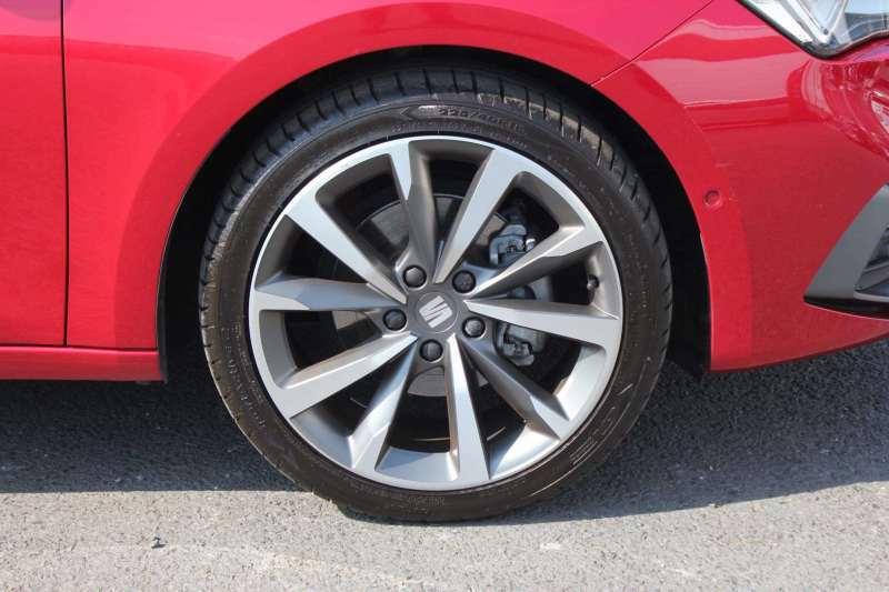 Seat Leon 1.0 Fr Sport Etsi S-a - 2024 Fmz7876 FMZ7876 Red #3