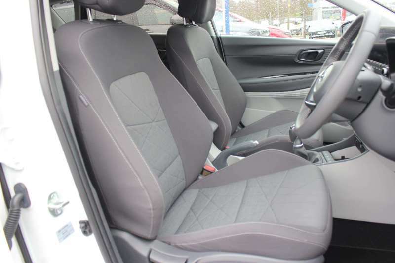 Hyundai Bayon 1.0 Bayon Se Grey #11