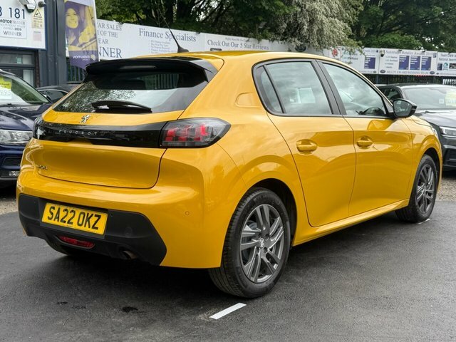 Peugeot 208 Hatchback SA22OKZ Yellow #4