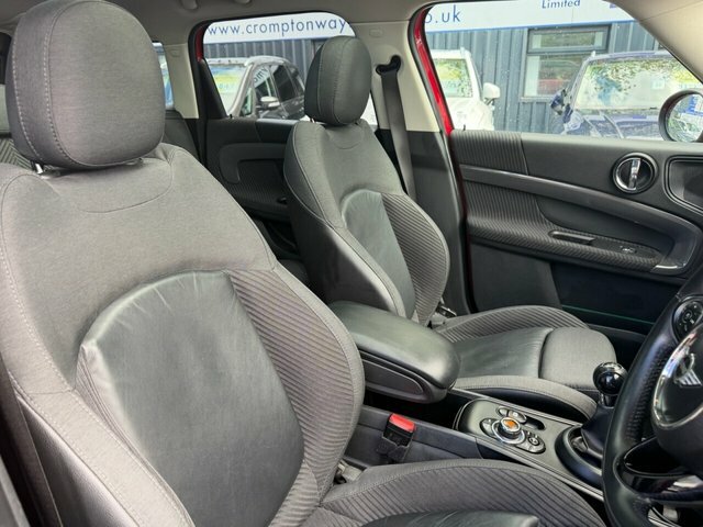 Mini Countryman Suv YO67AOU Red #2