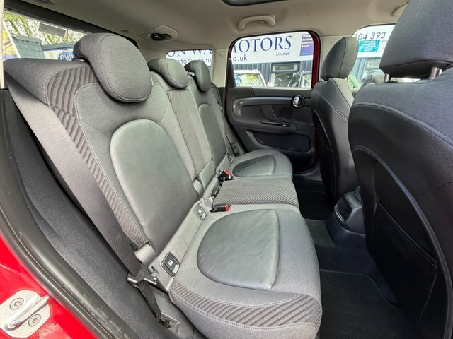 Mini Countryman Suv YO67AOU Red #4