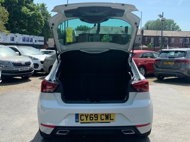 Seat Ibiza Hatchback CY69CWL White #6