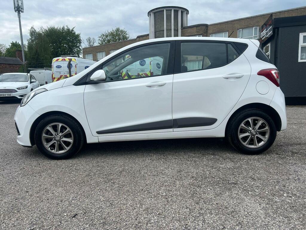 Hyundai I10 Hatchback 1.2 Premium Euro 5 201666 EF66UOW White #6