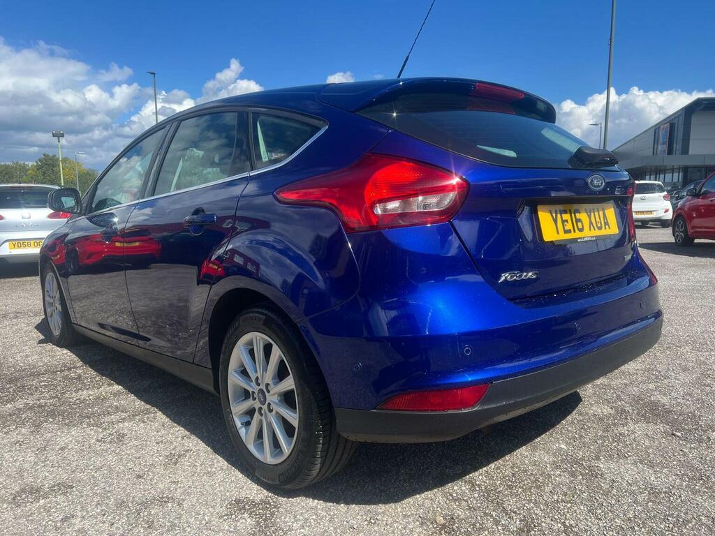 Ford Focus Hatchback 1.0T Ecoboost Titanium Euro 6 Ss YE16XUA Blue #2