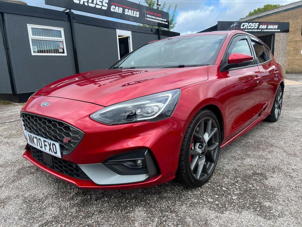 Ford Focus Hatchback 2.0 Ecoblue St Euro 6 Ss 202070 Red #3