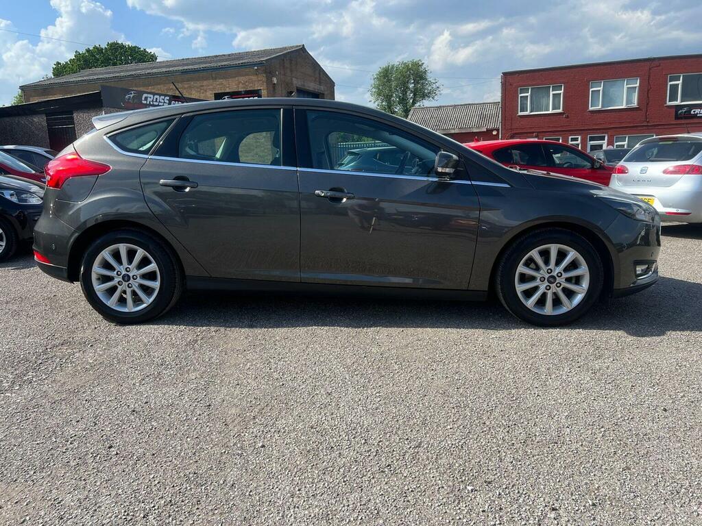 Ford Focus Hatchback 1.0T Ecoboost Titanium Euro 6 Ss YG18BDV Grey #5