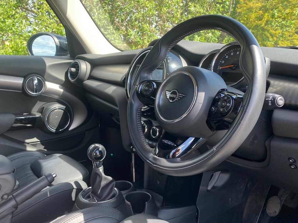 Mini Hatch Exclusive - Apple Carplay Sat Nav Heated Seats YB69JSY Brown #4