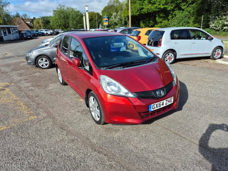 Honda Jazz 1.4 I-vtec Es Plus Cvt Red