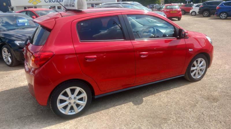 Mitsubishi Mirage 1.2 Attivo - 2016 16 Red #5