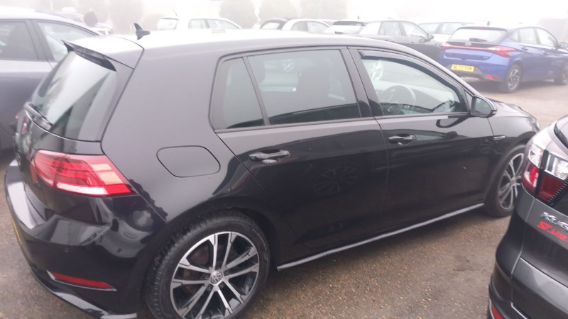 Volkswagen Golf 1.5 Tsi Evo 150 R-line - 2018 68 DE68UOF Black #5