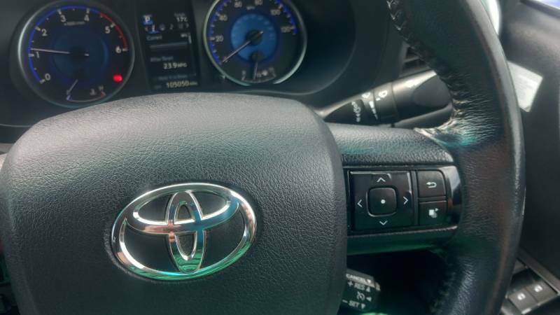 Toyota HILUX Pickup 2.4 D-4d Invincible X 4Wd Euro 6 Black #12
