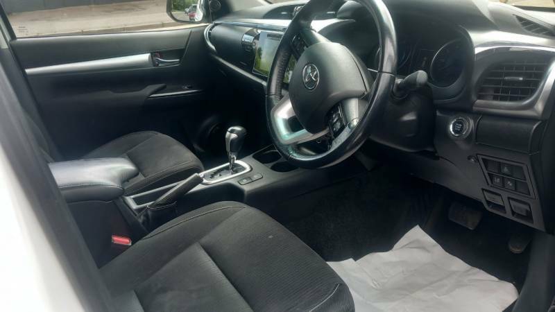 Toyota HILUX Pickup 2.4 D-4d Invincible X 4Wd Euro 6 Black #6