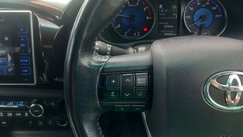Toyota HILUX Pickup 2.4 D-4d Invincible X 4Wd Euro 6 Black #11