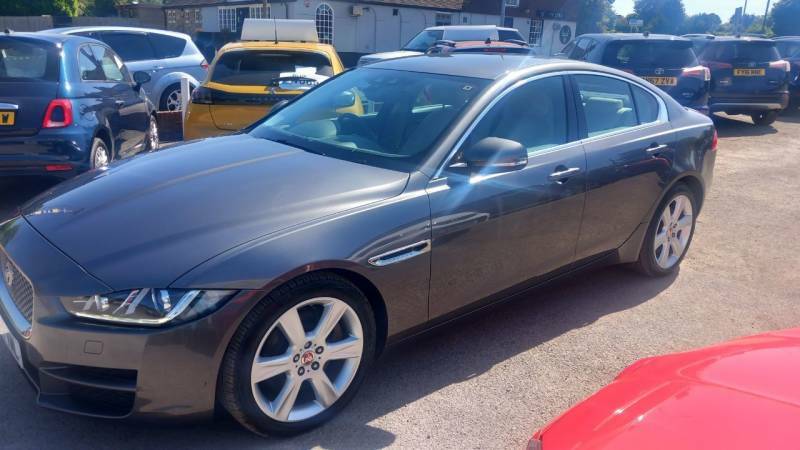 Jaguar XE 2.0 Ingenium Portfolio - 2017 67 RK67VML Grey #4