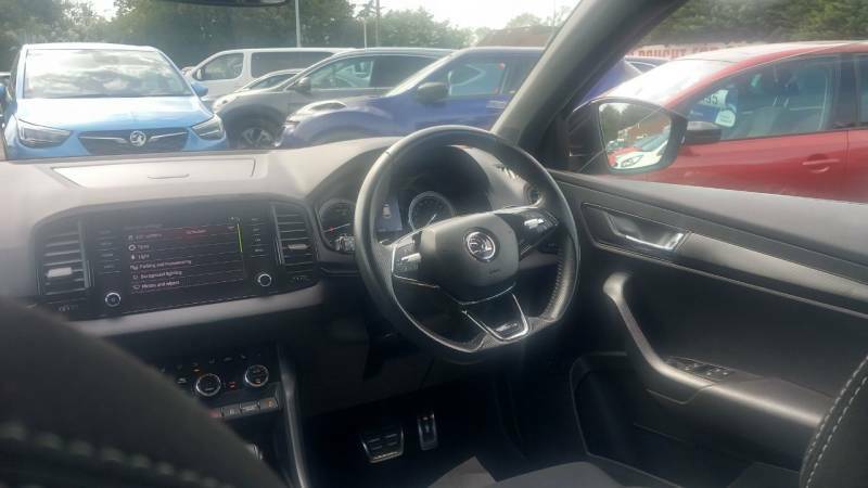 Skoda Karoq 1.5 Tsi Sport Line Dsg - 2020 70 MW70WJV Black #3