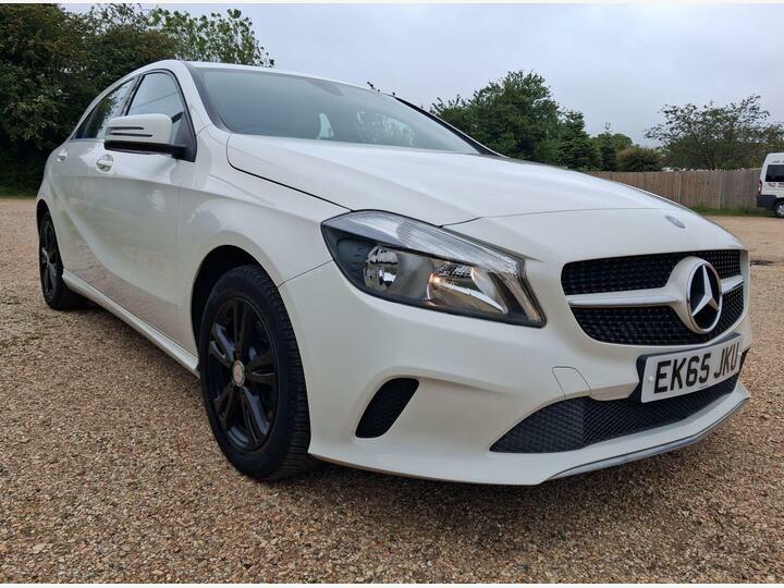 Mercedes-Benz A Class 1.6 A180 Se Euro 6 Ss White #2