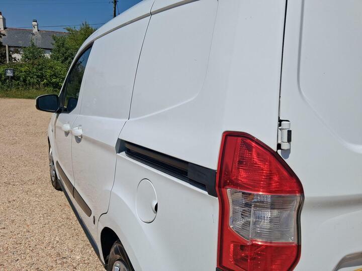 Ford Transit Courier Courier 1.5 Tdci Trend L1 Euro 5 Silver #25