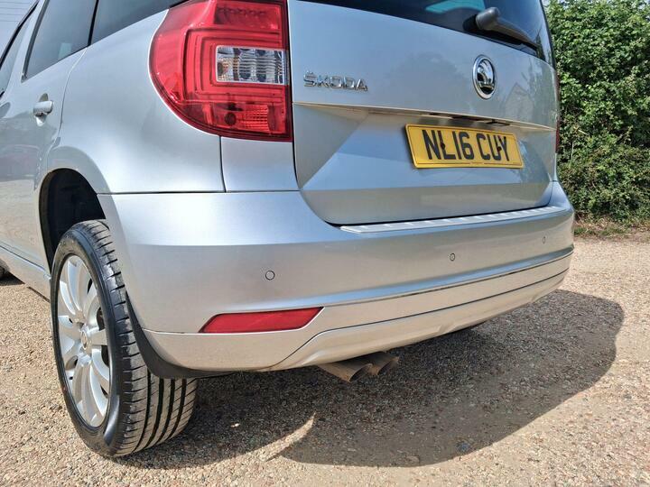 Skoda Yeti 2.0 Tdi Se L Euro 6 Ss Silver #3