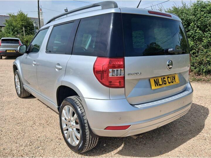 Skoda Yeti 2.0 Tdi Se L Euro 6 Ss Silver #6