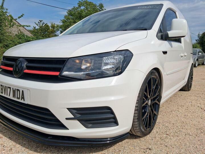 Volkswagen Caddy 2.0 Tdi C20 Bluemotion Tech Trendline Swb Euro 6 BV17WDA White #3