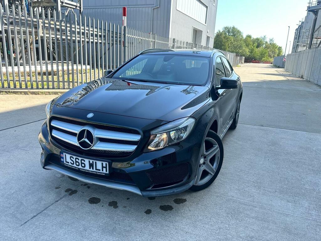 Mercedes-Benz GLA Class 2.1 Gla200d Amg Line 7G-dct 4Matic Euro 6 Ss LS66WLH Black #3