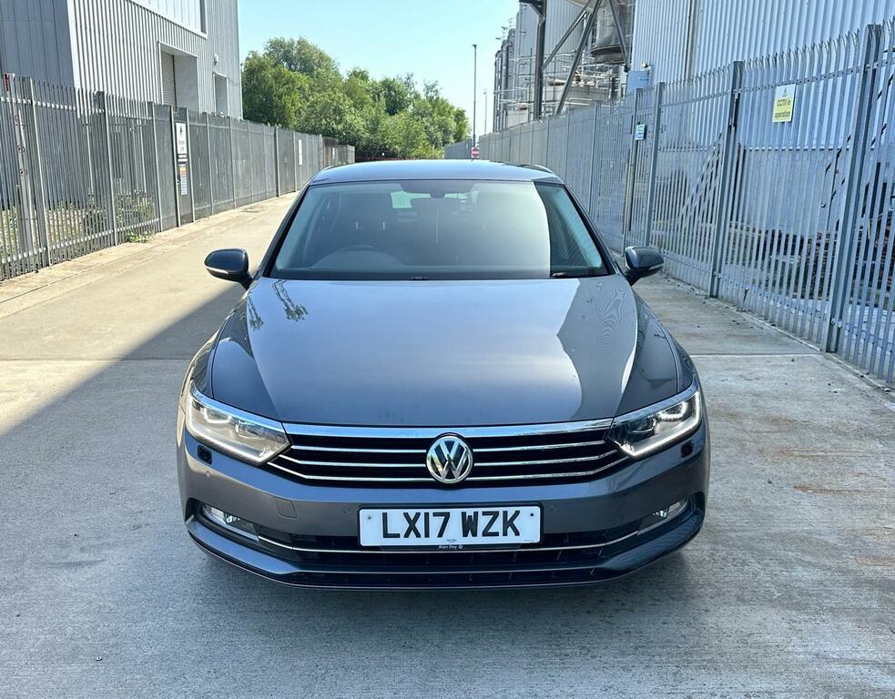 Volkswagen Passat 2.0 Tdi Bluemotion Tech Se Business Dsg Euro 6 S LX17WZK Grey #2