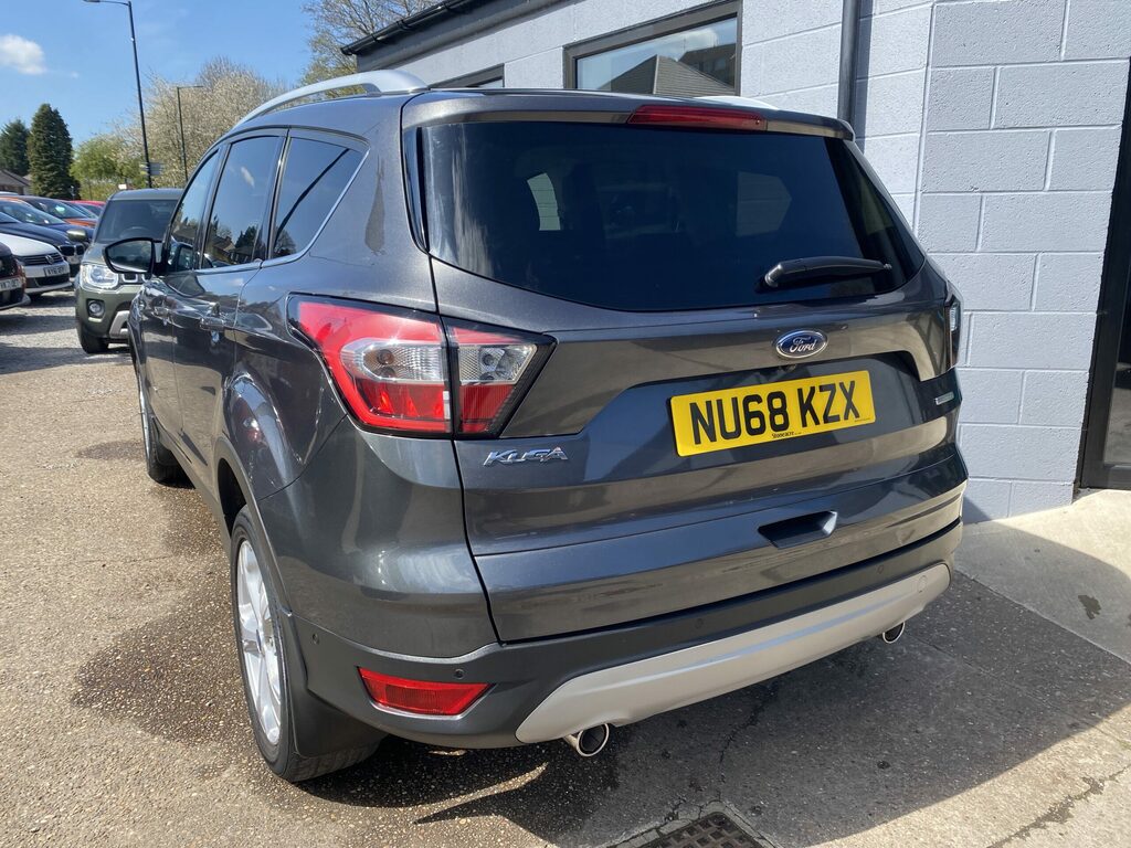Ford  1.5 Ecoblue 120 Titanium Powershift Black #13