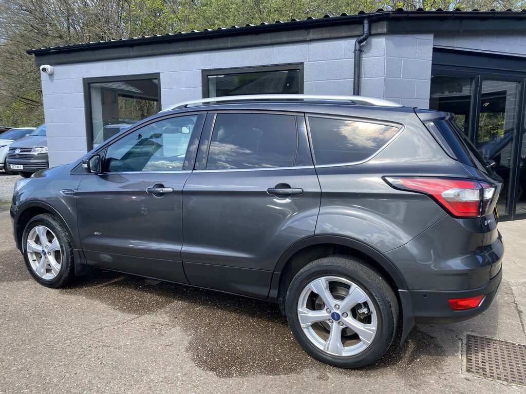 Ford  1.5 Ecoblue 120 Titanium Powershift Black #16