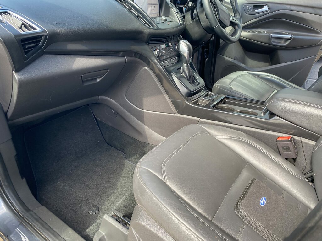 Ford  1.5 Ecoblue 120 Titanium Powershift Black #17
