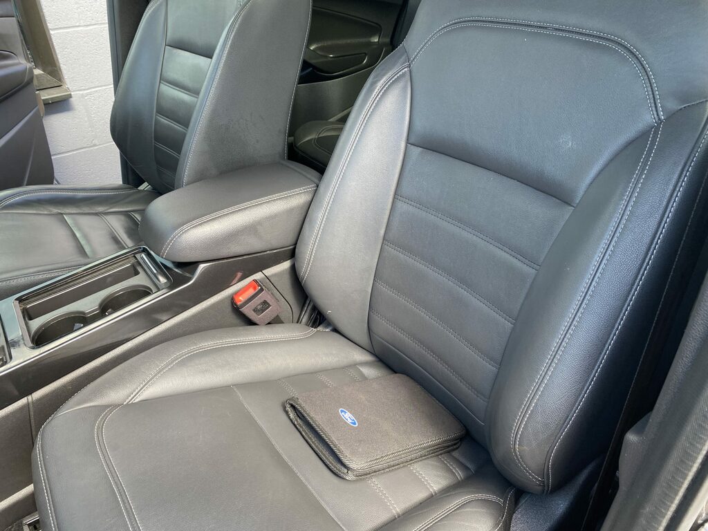 Ford  1.5 Ecoblue 120 Titanium Powershift Black #20