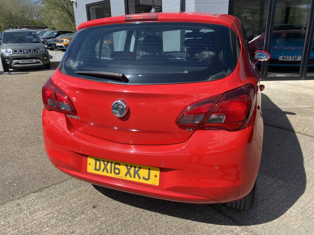 Vauxhall Corsa Vauxhall Corsa 1.4I Se Model. Hatch Back Au DX16XKJ Red #5