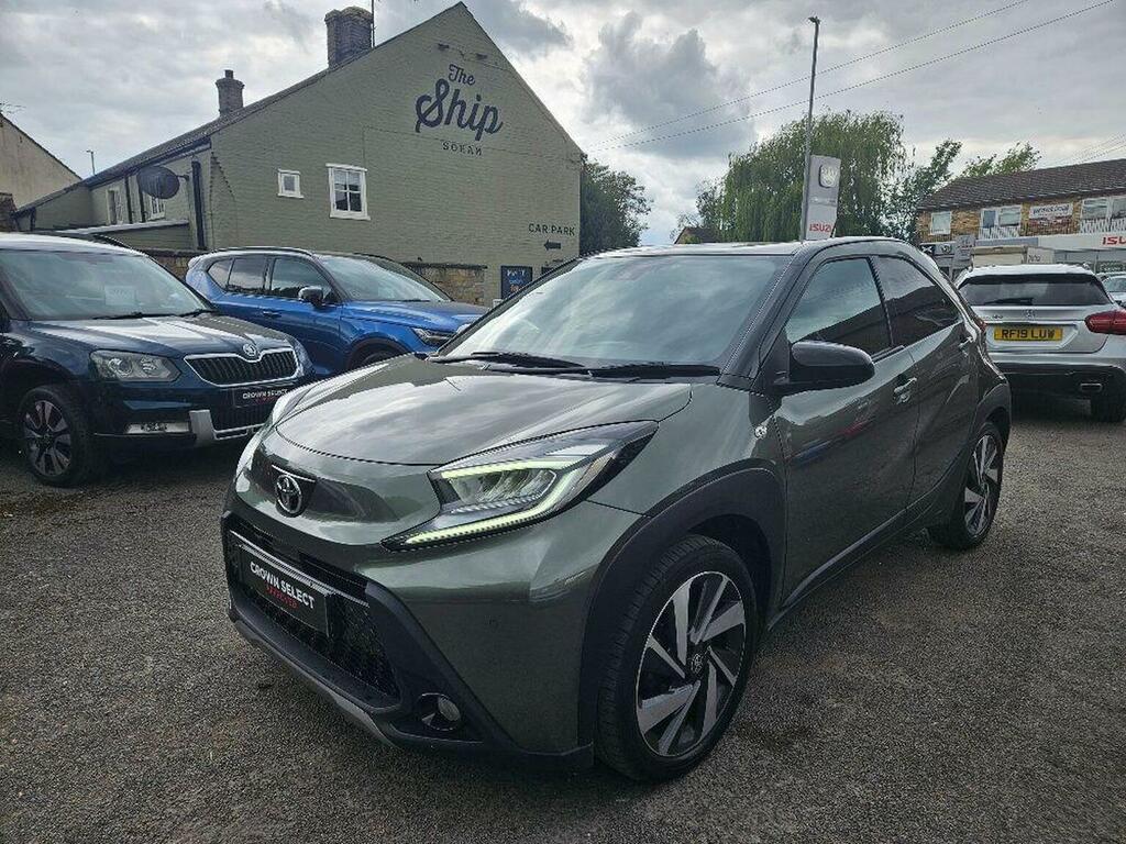 Toyota Aygo X 1.0 Vvt-i Exclusive X-shift Euro 6 S S MW72OAX Green #3