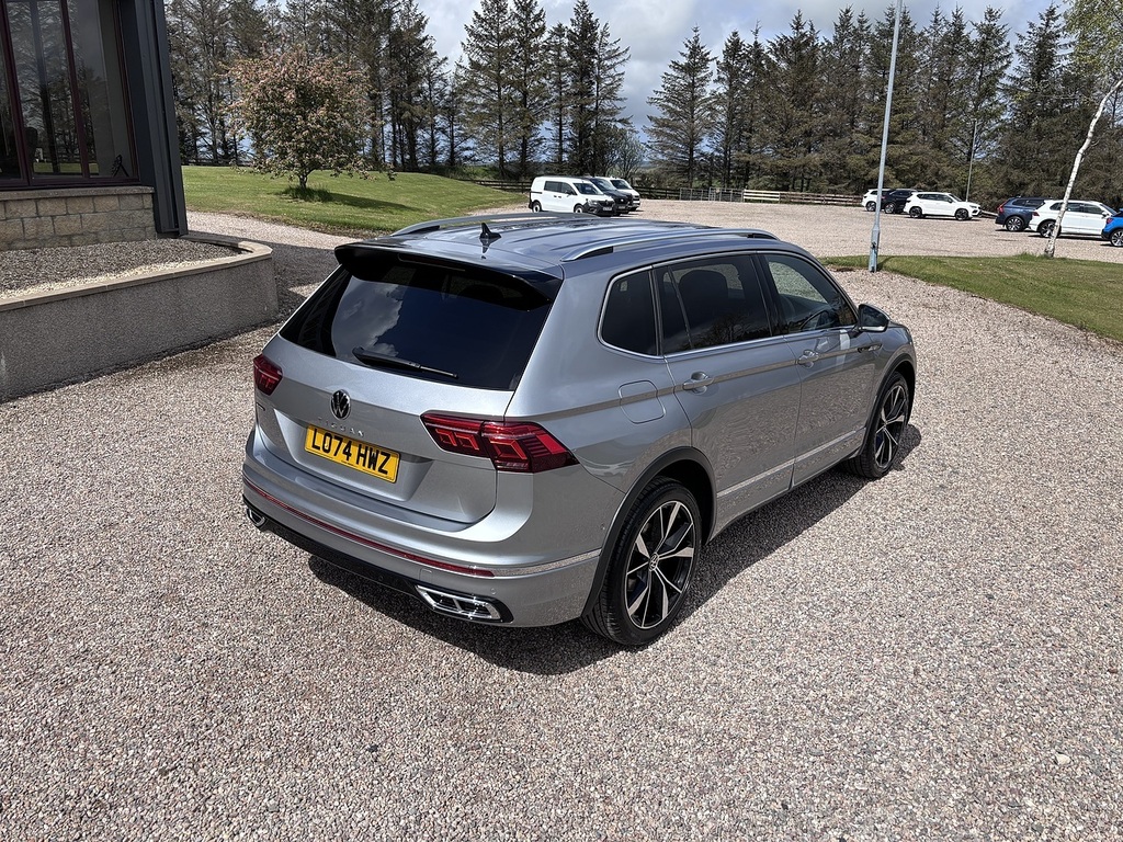 Volkswagen Tiguan Allspace Suv LO74HWZ Silver #5