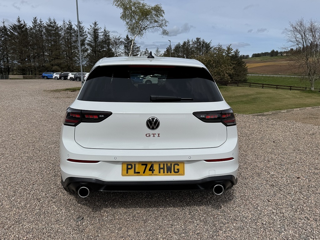 Volkswagen Golf Hatchback PL74HWG White #6