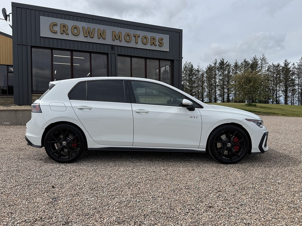 Volkswagen Golf Hatchback PL74HWG White #3
