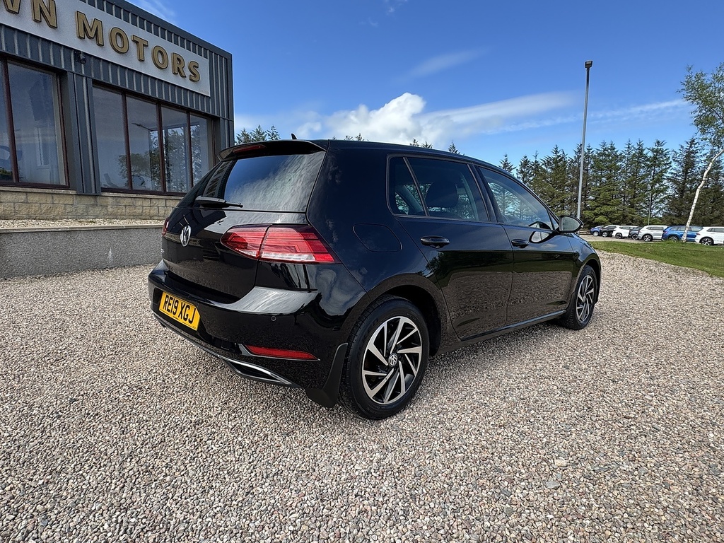 Volkswagen Golf Hatchback RE19XGJ Black #4
