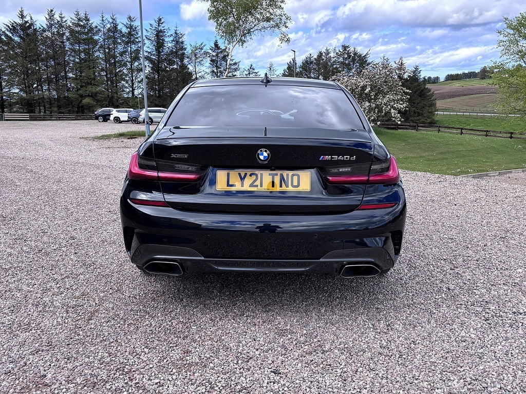 BMW 3 Series M340d Xdrive Mhev LY21TNO Blue #6