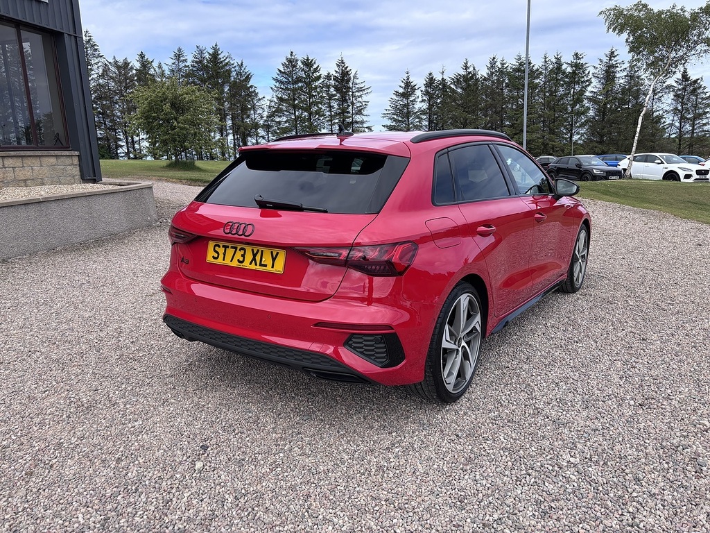 Audi A3 A3 Black Edition 35 Tfsi Mhev Sa ST73XLY Red #4