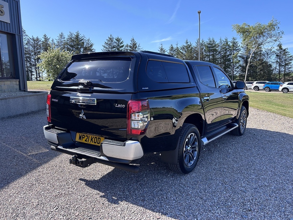 Mitsubishi L200 Pickup WP21KOD Black #4